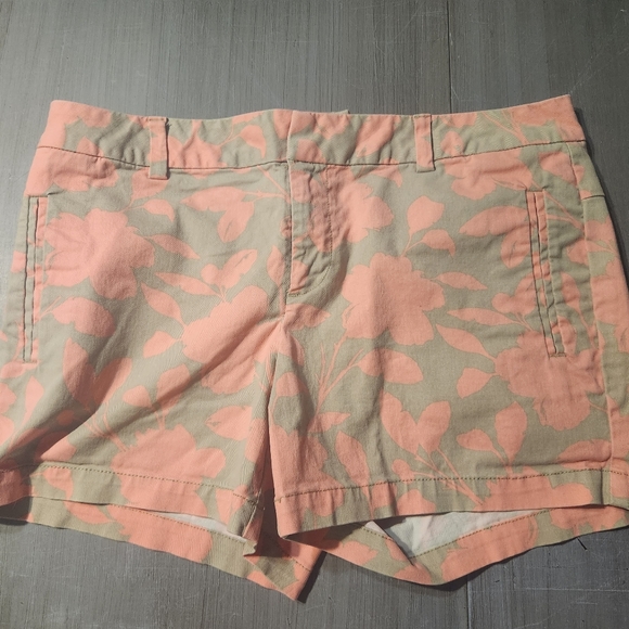 JCP women's shorts - Picture 1 of 4